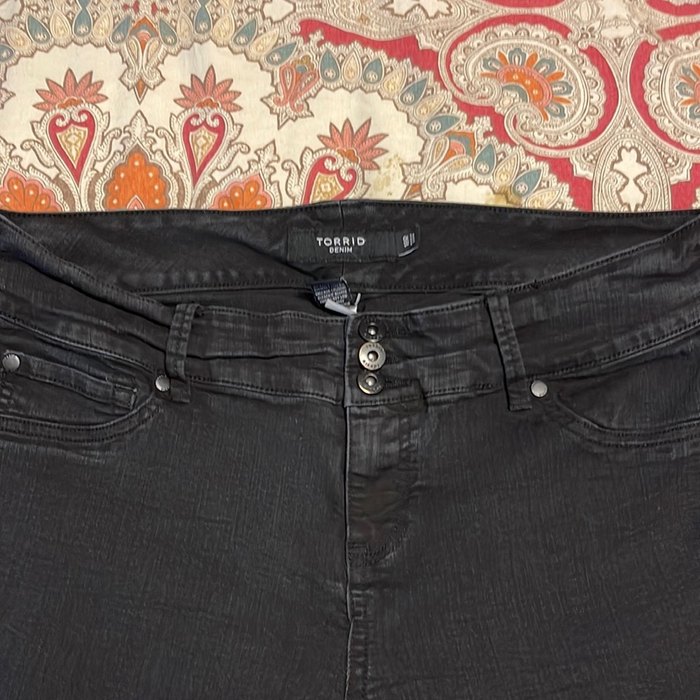 Size 18r torrid black jeans